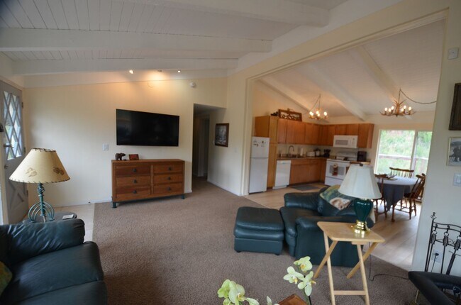 Foto del edificio - Peak 7 Home! Great Deck and Views! 9 month...