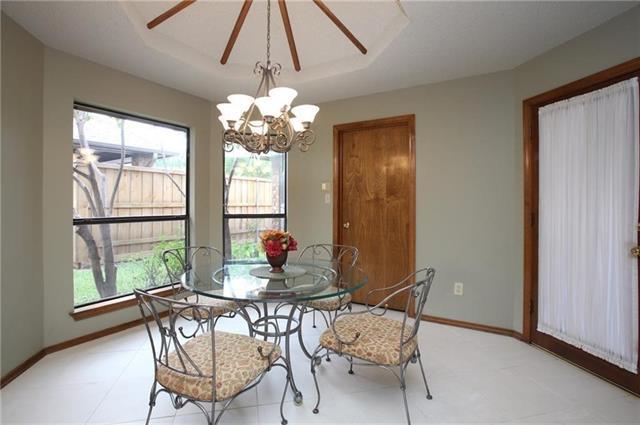 Foto del edificio - 2127 Windy Ridge Ln