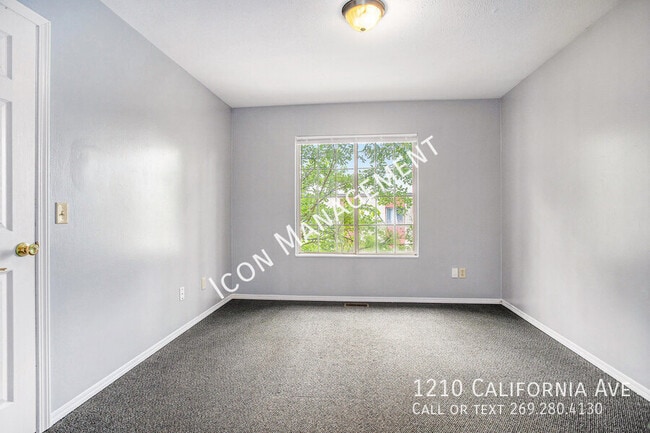 Foto del edificio - 1210 California Ave