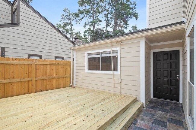 Building Photo - 13511 Ravensway Dr