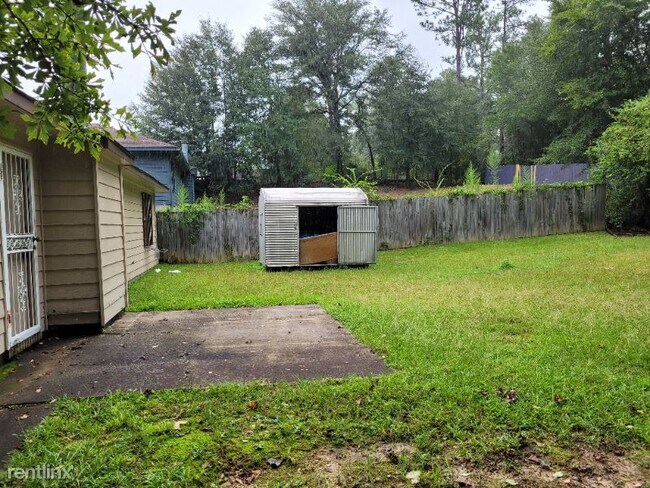 Building Photo - 3 br, 2 bath House - 472 Pinecrest Dr