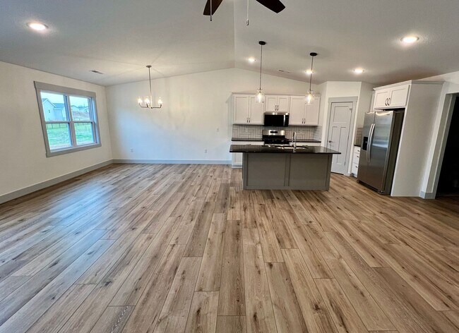 Foto del edificio - Brand New 3 Bed 2 Bath Duplex in East Manhattan!