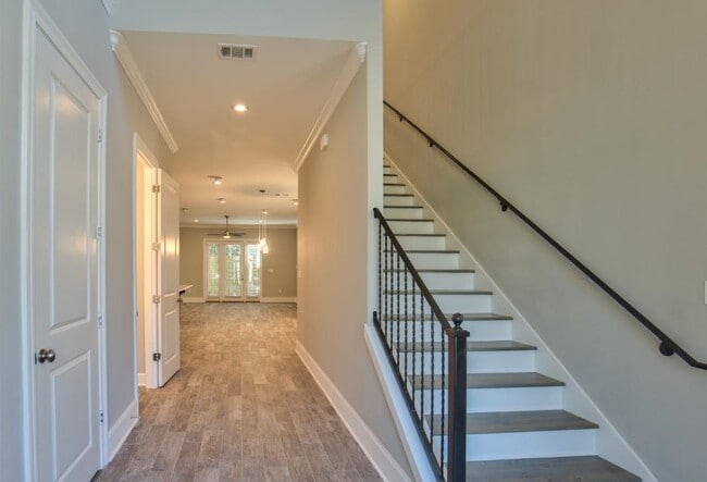 Building Photo - 1806 Ashley Hall Way