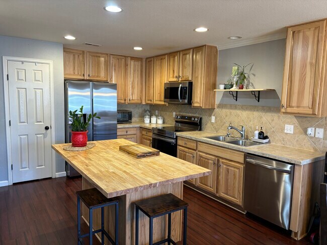 Foto del edificio - 6235 Turnstone Pl