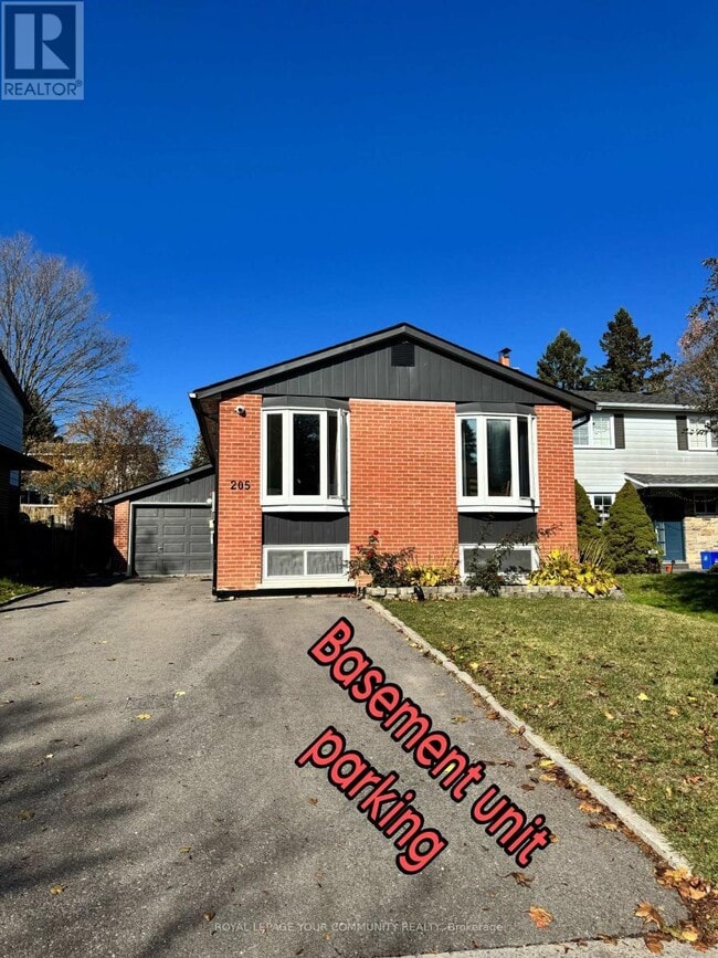 Building Photo - 205 Talbot Crescent