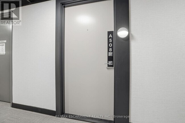 Building Photo - 1117 Cooke Blvd.