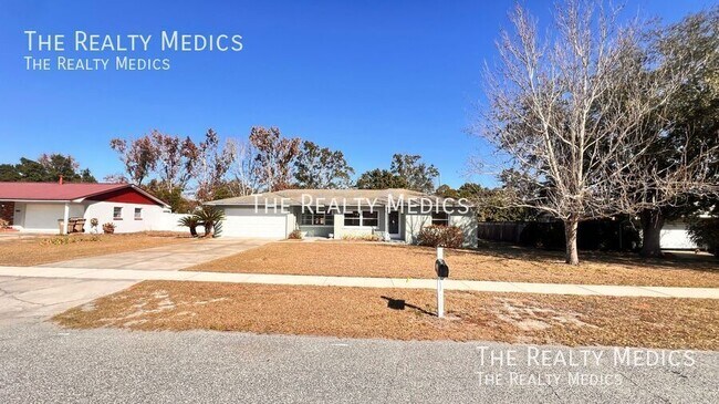 Building Photo - 2271 Northland Rd