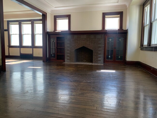 Building Photo - 4068 N 24th St