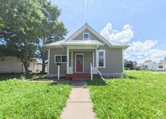 Building Photo - 507 W Lincoln Way