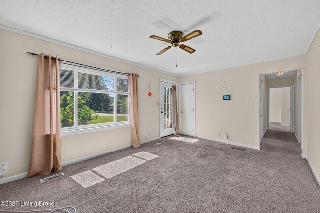 Foto del edificio - 6705 Robin Rd