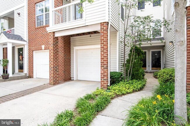 Foto del edificio - 13061 Marcey Creek Rd
