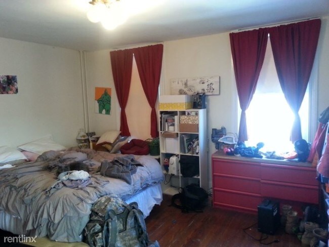 Building Photo - 46 W Mt Airy Ave