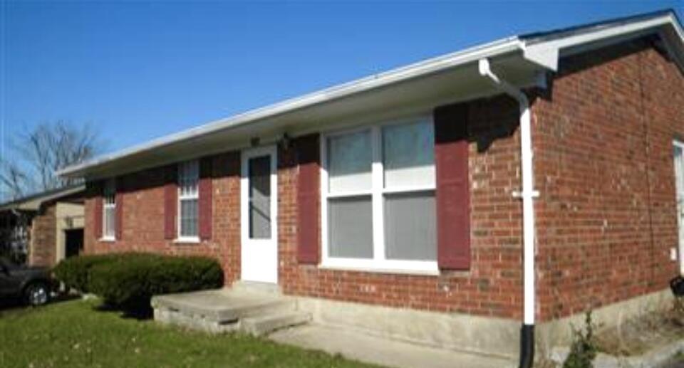 Foto principal - 3760 Red River Dr