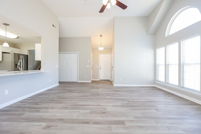 Foto del edificio - 4019 Wisdom Way