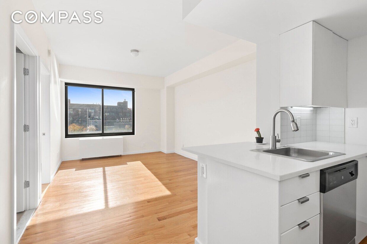 100 Congress St Unit 504, Brooklyn, NY 11201 Room for Rent in