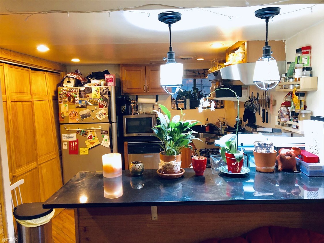 1 br, 1 bath - 2126 W Potomac Ave Apt Gr - 1 br, 1 bath  - 2126 W Potomac Ave Apt Gr