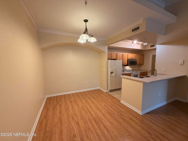 Foto del edificio - 10075 Gate Pkwy