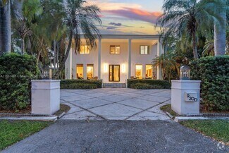 Building Photo - 9200 N Bayshore Dr