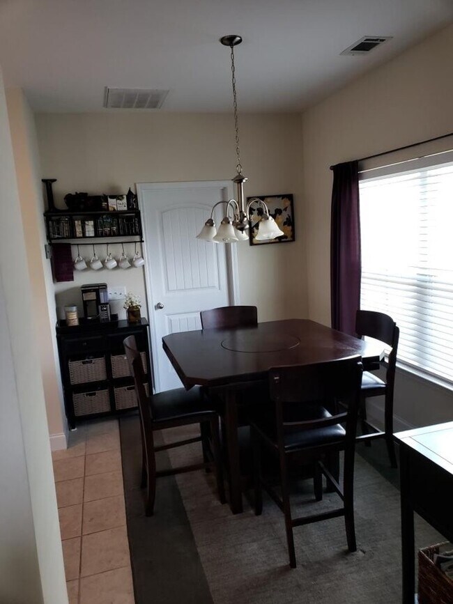Building Photo - Beautiful 4 bed in Dunham Marsh!