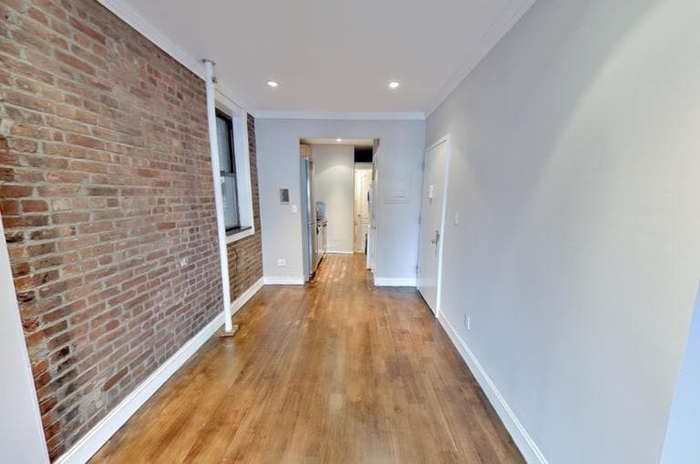 Building Photo - 722 Tenth Ave (49th & 50th St), #4C