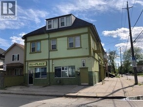 Building Photo - 401 ON-401