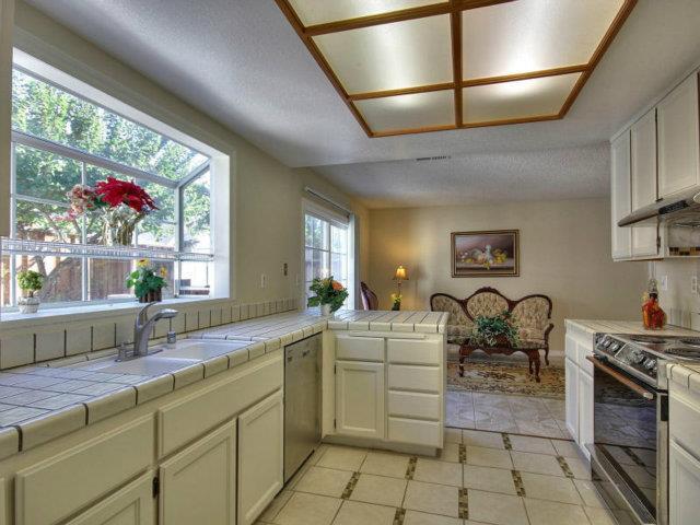 Building Photo - 1292 Briarcrest Dr