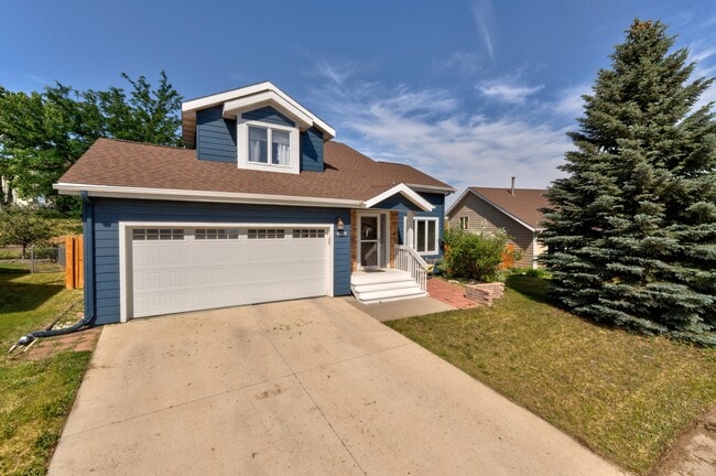 Building Photo - 4025 Wild Flower Dr