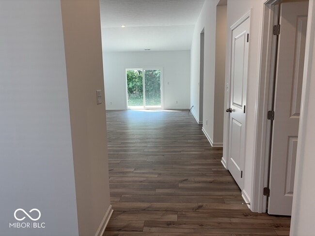 Building Photo - 821 Oyster Bay Dr