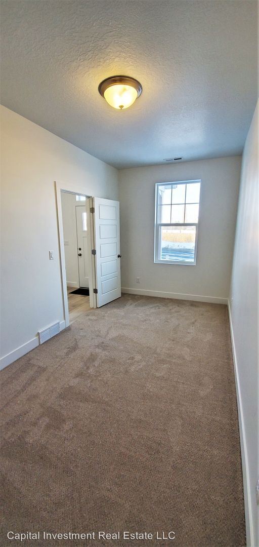 Foto del edificio - 5401 Ranches Loop Rd