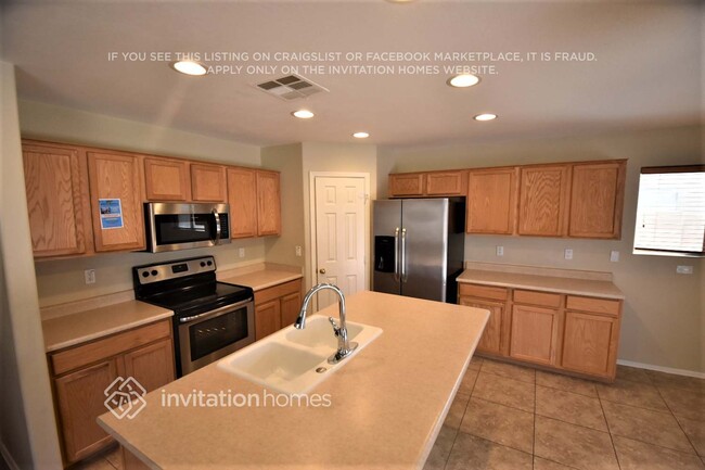 Foto del edificio - 45495 W Windmill Dr
