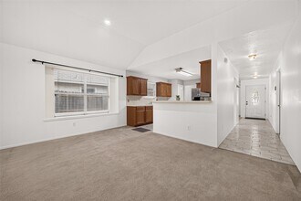Building Photo - 10902 Primrose Acres Ln