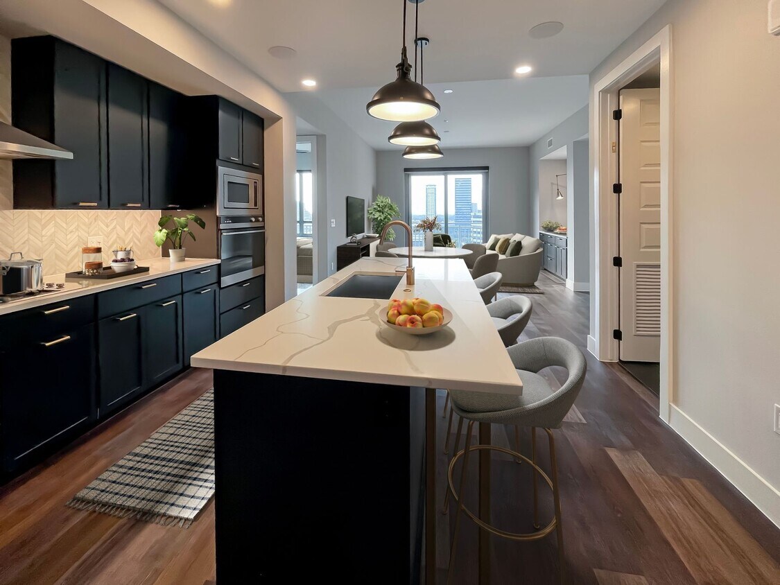 Primary Photo - Your New High-End Retreat – Enjoy 1 Month ...