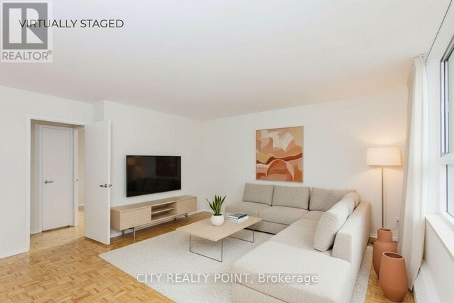 Photo du bâtiment - 6200 Bathurst St