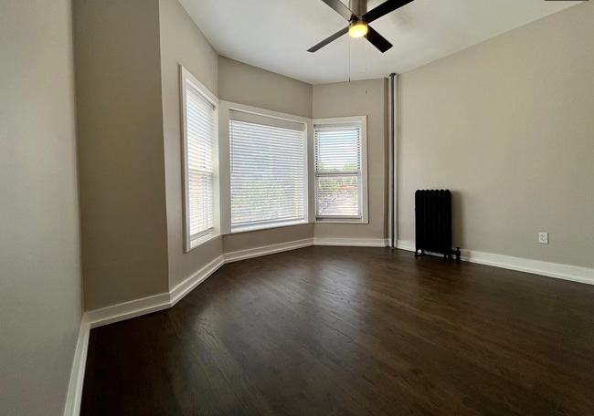 Living Room - West Facing - Sunset Views - 2309 N Milwaukee Ave