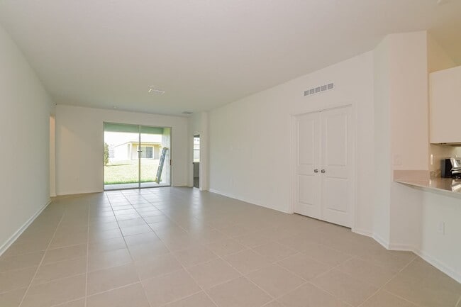 Building Photo - Two Homes in One - Multigenerational Living