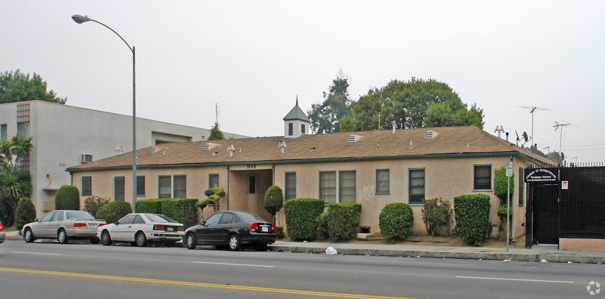 Building Photo - 1940 S Robertson Blvd