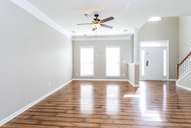 Building Photo - 13138 Planters Row Dr