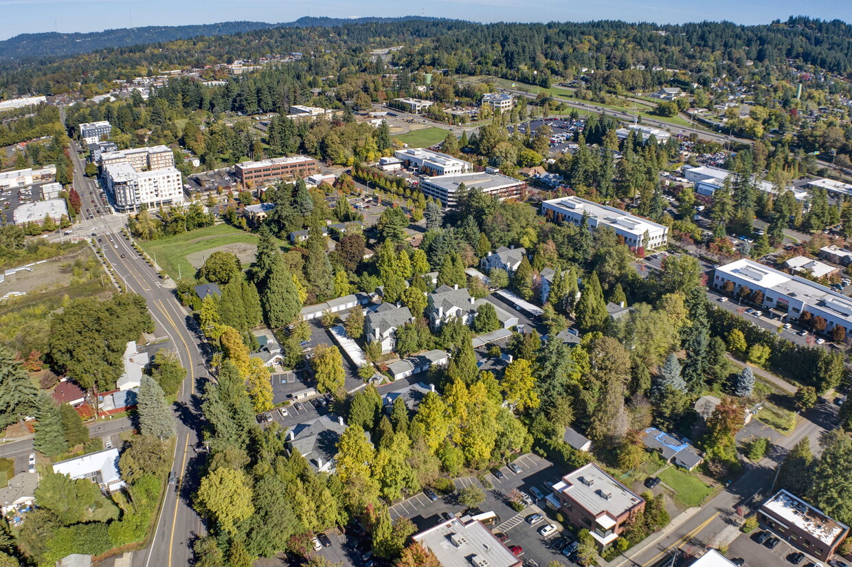 Vista aérea Hampton Park Apartments Tigard OR - Hampton Park Apartments