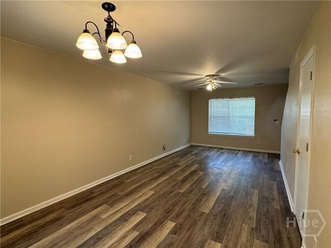 Building Photo - 57 Soling Ave