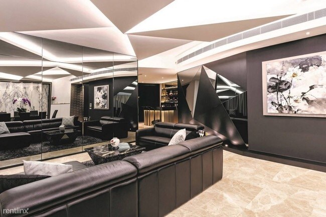 Foto del edificio - 2200 Gellert Blvd