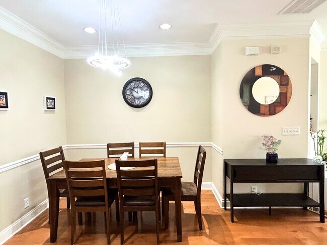 Comedor - 31 Mallard Pl