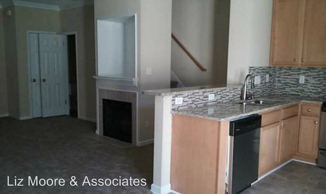Building Photo - 3 br, 2.5 bath House - 23 Stratum Way