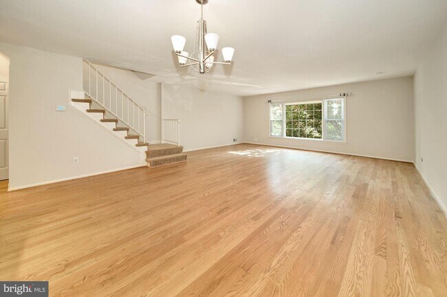Foto del edificio - 4843 Sangamore Rd