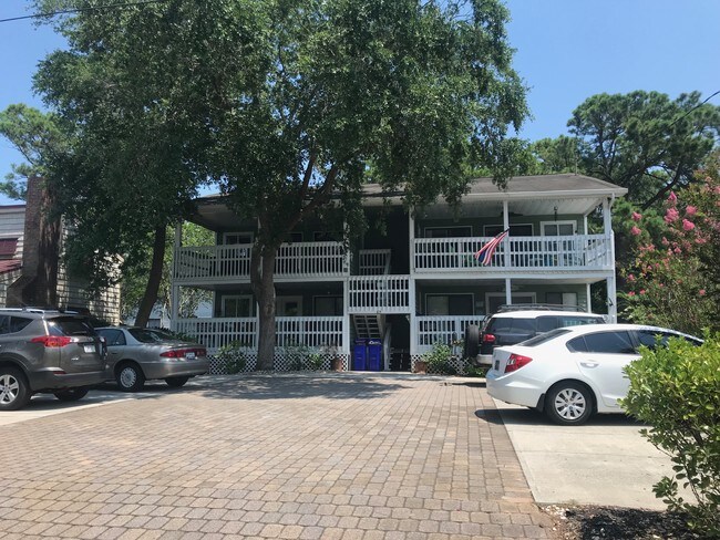 815 Lakeside Dr Unit 101, Surfside Beach, SC 29575 Condo