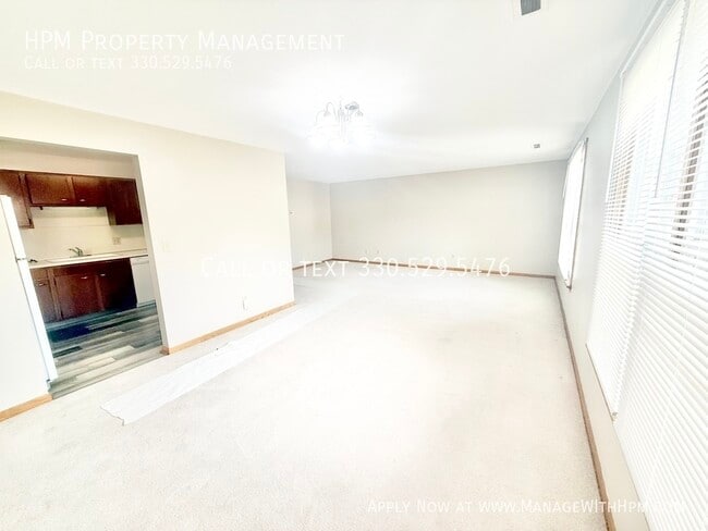 Building Photo - 7155 Starcliff Ave NW