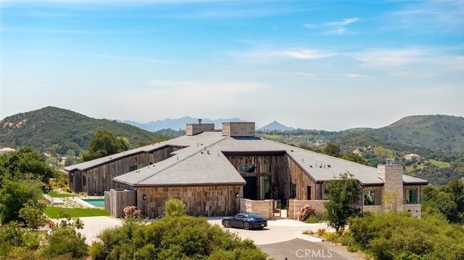 Building Photo - 3121 Old Topanga Canyon Rd