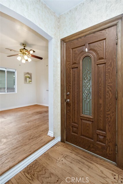 Building Photo - 246 E Cypress Ave