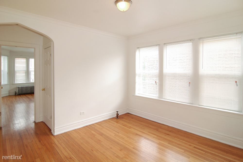 Primary Photo - 5011 W Maypole Ave