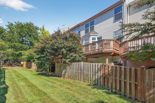 Foto del edificio - 47623 Weatherburn Terrace