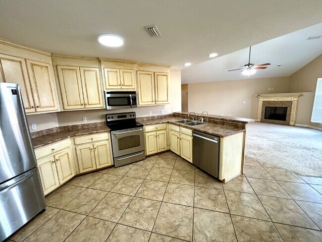 Foto del edificio - FOR RENT in Dothan , AL!!